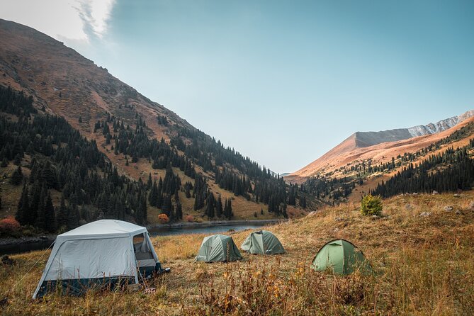 3-Day Private Horseback Riding and Hiking Tour in Kolsay - Day 3 Hiking to Lower Kolsai Lake: The Tea Stop Moment