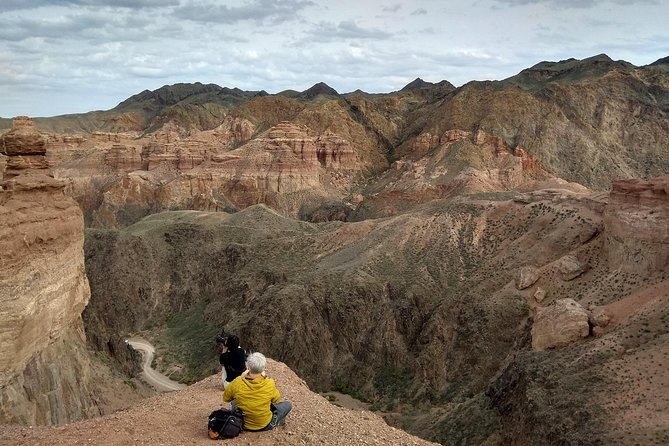 4-Day Private SUV Tour from Almaty - The most beautiful Sights - Day 3 in Charyn Canyon: Moon Canyon, Temirlik panoramas, and picnic time