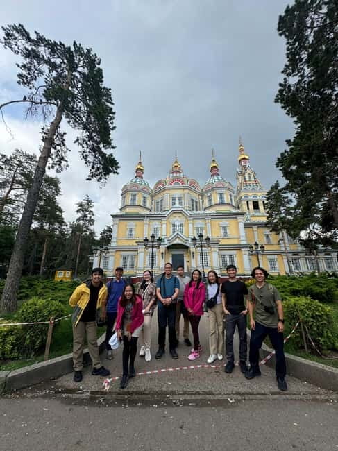 Almaty: City Highlights Walking Tour with Chocolate Shop - Zeleniy Bazaar: where kurt, kumys, and baursak make sense