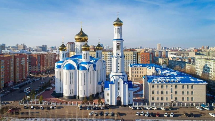 Astana City Tour: Certified Guide+Winetasting+All Inclusive - The Grand Mosque, Mangilik El Arch, and the Power of Monument Variety