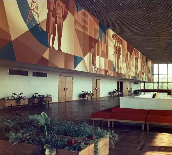Astana: Old City Tour, Imperialistic and Soviet Architecture - Photo Stops That Teach You How to Look at Soviet Design