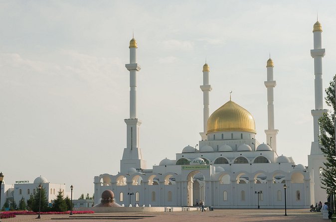 Astana Private Custom Walking Tour with A Local Guide - Khan Shatyr: the transparent tent that feels like an engineering story