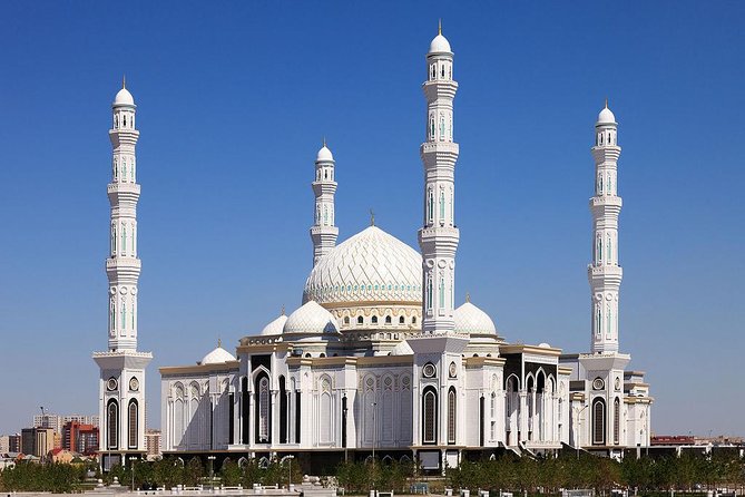 Half-Day Tour ( 4 hours) - Bayterek Tower and the panoramic payoff you came for
