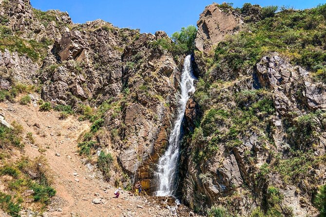Issyk lake half - day tour - How to make the most of your lakeside time