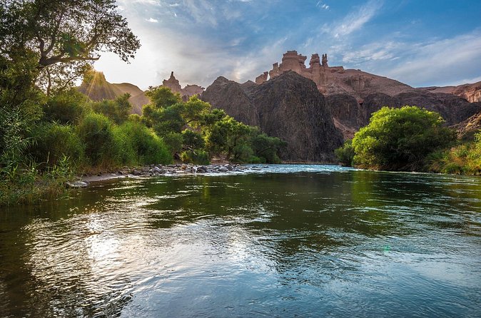 Private Day Trip to Fantastic Charyn Canyon - Weather and comfort: how to dress for a canyon day that runs anyway