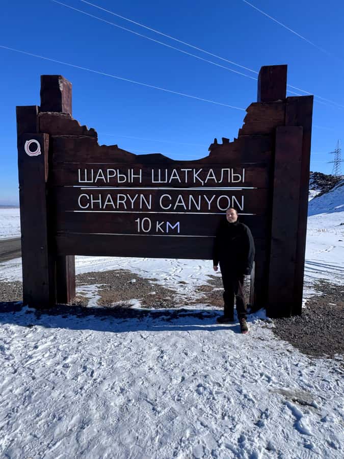 Priviate car tour to Charyn Canyon and Kolsay lake - The viewpoint stop that breaks up the canyon to lake transition