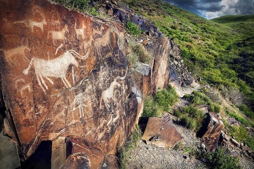 Tanbaly Gorge: Ancient Petroglyphs UNESCO Site Day Tour - The Almaty day trip reality: 8 hours, mostly travel, then real walking