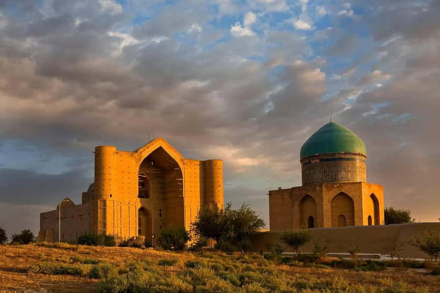 Turkestan Gloriously Isolated - Day Tour from Tashkent - Tashkent to Turkestan in one day: the real vibe